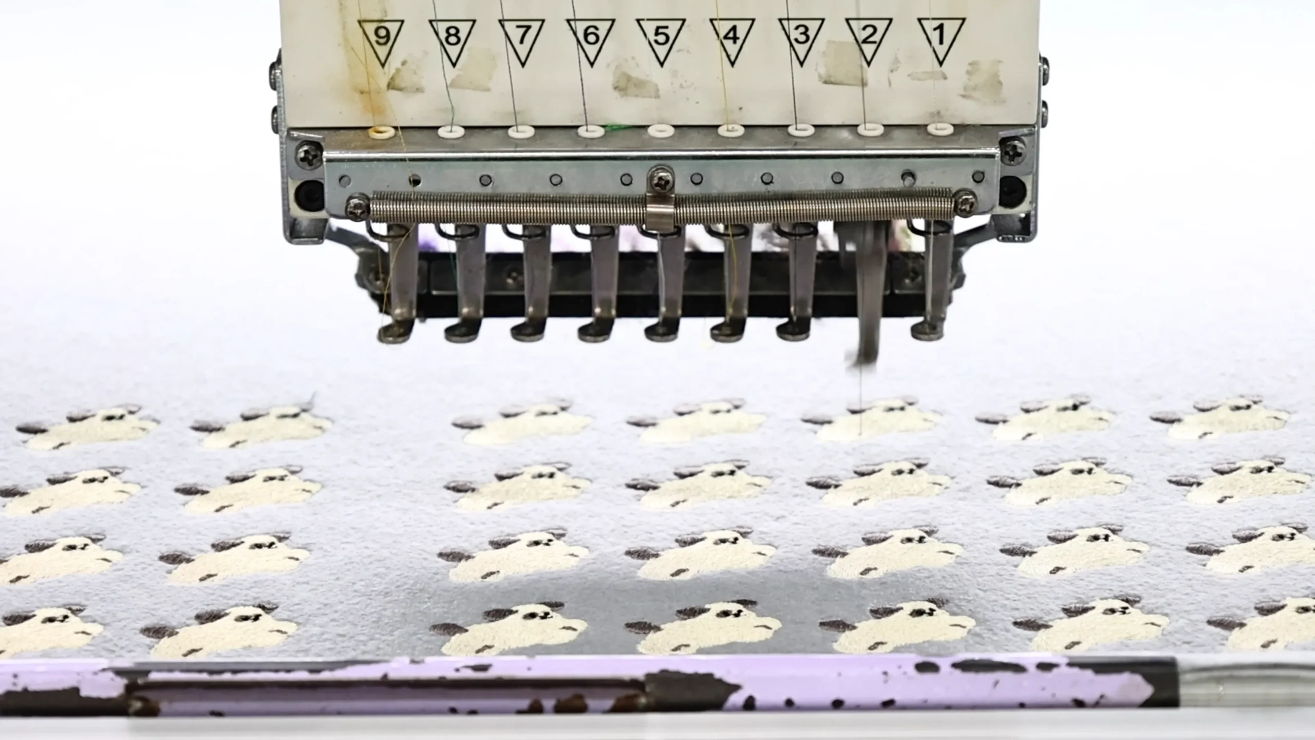 Choosing the Right Patch Embroidery Machine: Single or Multi-Head